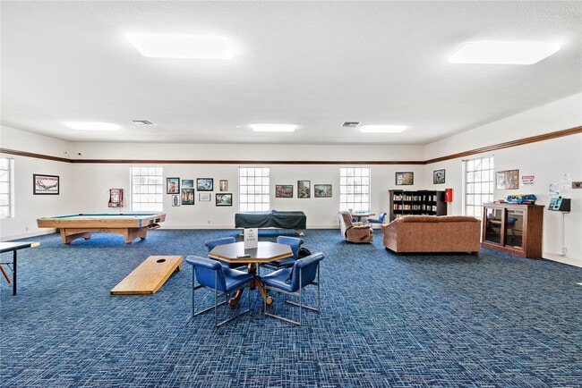 Building Photo - 2151 NE 68th St