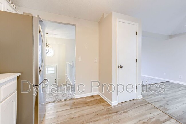 Building Photo - 7926 Primrose Ct