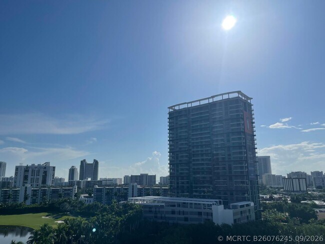 Building Photo - 1755 E Hallandale Beach Blvd