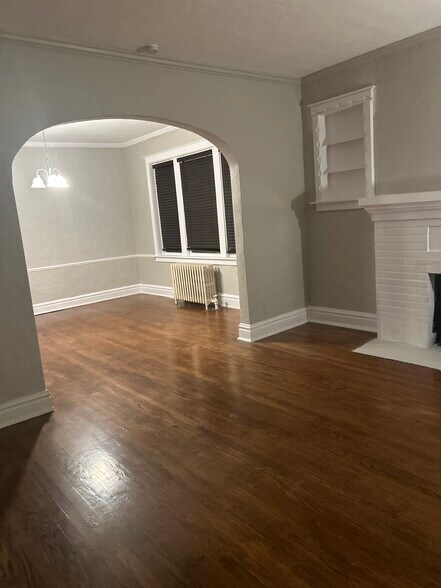 Building Photo - 1118 Ralph Ter