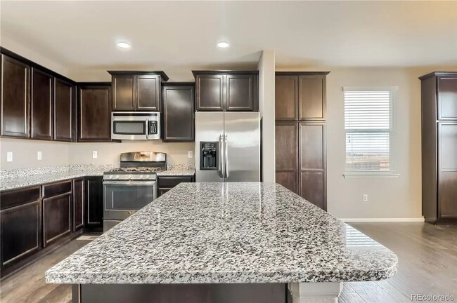Building Photo - Incredible 4 bedroom home in Reunion.