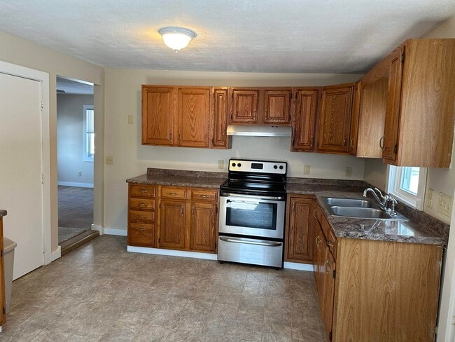 Building Photo - 6 Mark St