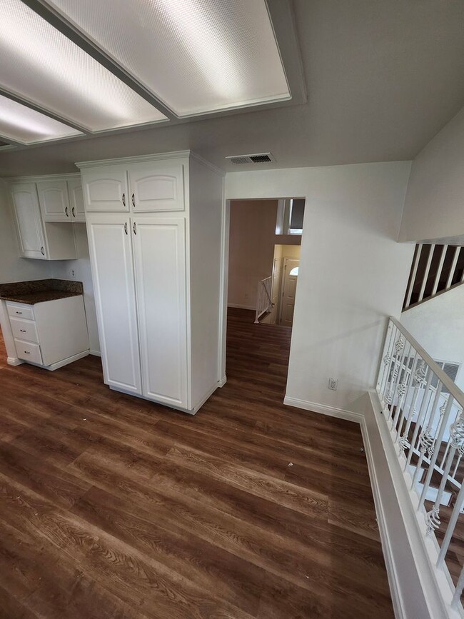 Building Photo - Big backyard with lots of upgrades