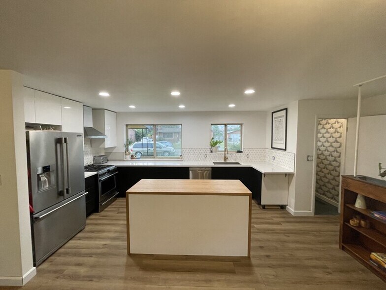Building Photo - 548 E 3400 N