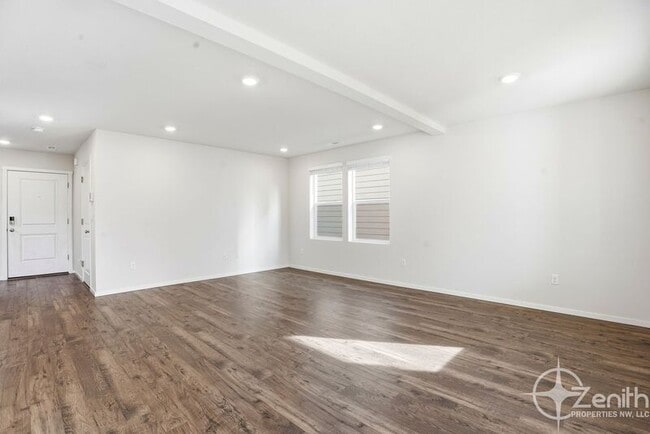 Building Photo - 7805 NE 100th Cir