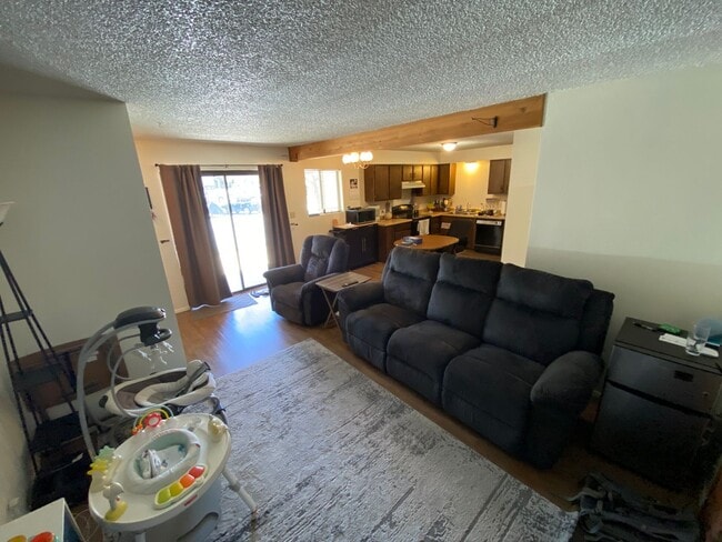 Building Photo - Ground Floor, Two Bedroom Condo on Avenida Del Sol