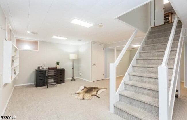 Building Photo - 7 Evergreen Terrace