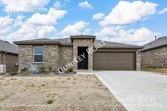 Building Photo - 2324 Burleson Rd