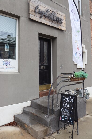 Building Photo - 112 Baltimore St