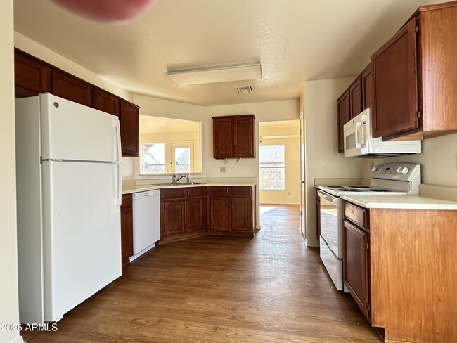 Building Photo - 6965 W Brown St