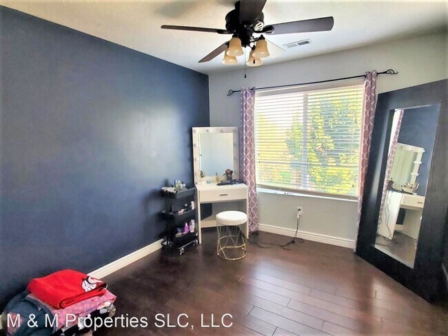 Building Photo - 3928 Serenity View Dr