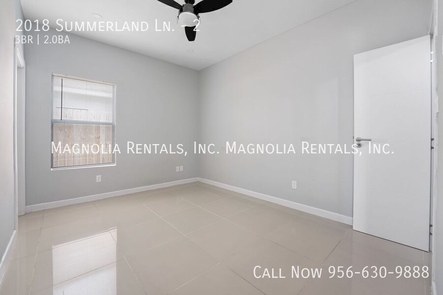 Building Photo - 2018 Summerland Ln