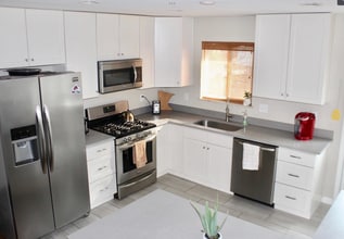 Building Photo - 5017 W 34th Ave