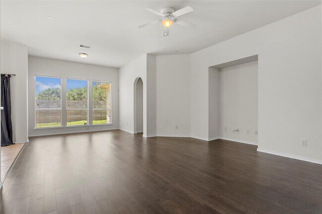 Building Photo - 11047 Pierce Valley Dr