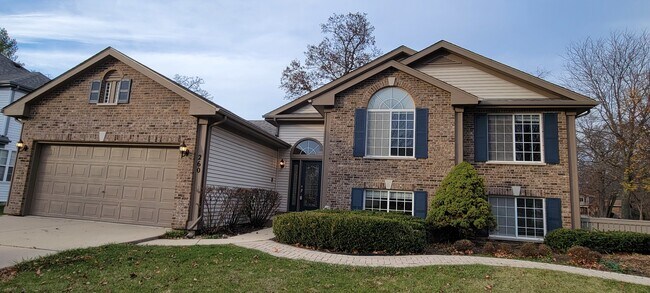 Primary Photo - 260 Shipland Dr