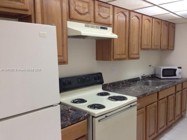 Building Photo - 4450 NW 79th Ave