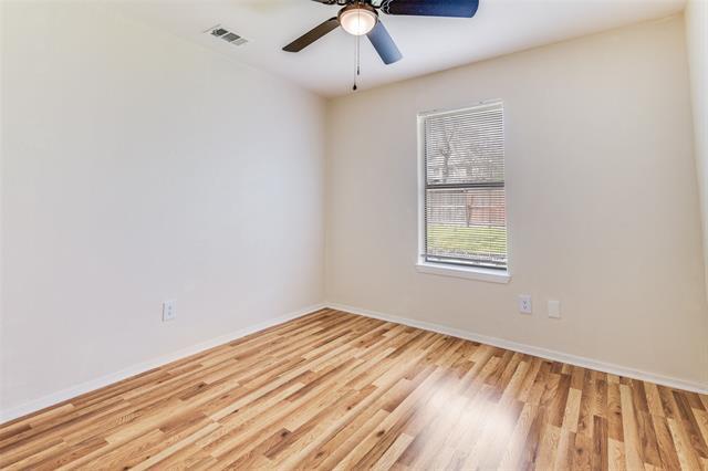 Building Photo - 505 Storrs St