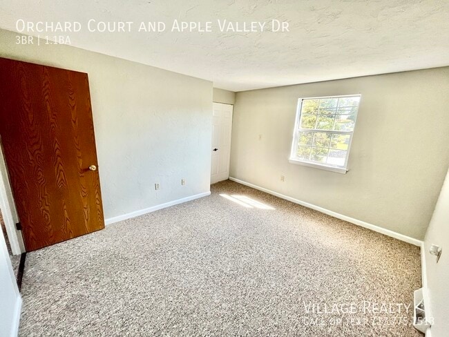 Building Photo - 302 Orchard Ct