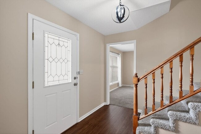 Building Photo - Spacious 4BR House in Columbia
