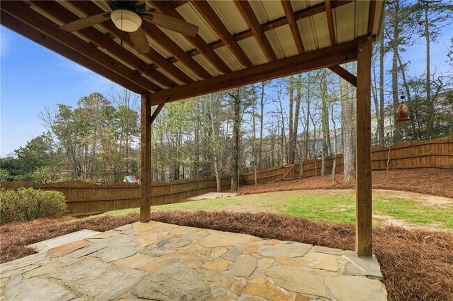 Building Photo - 113 Greenbrier Way