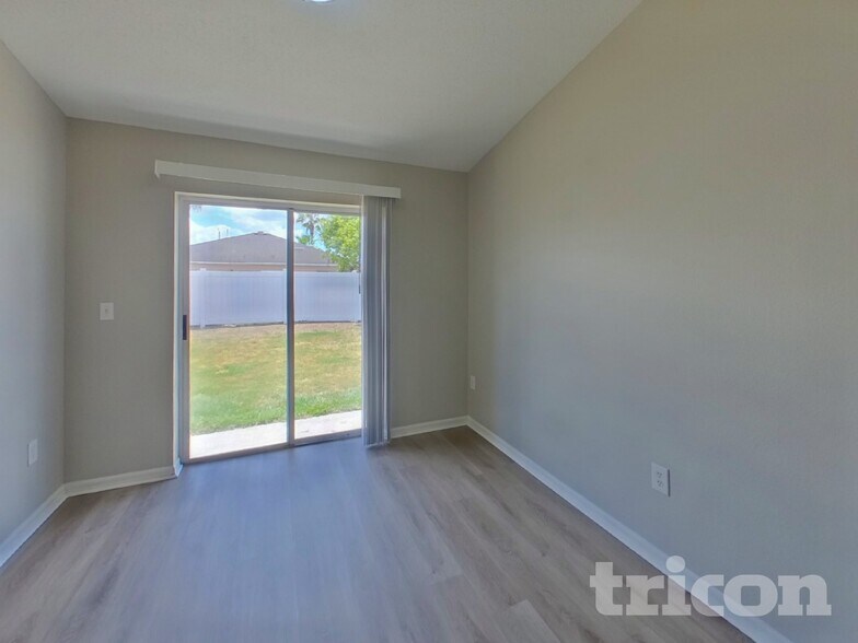 Building Photo - 1212 Alpine Lake Dr