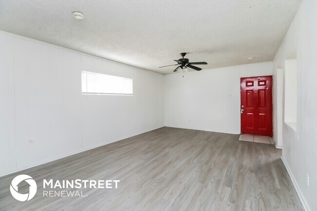 Building Photo - 1647 W Pima St