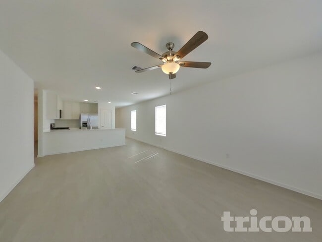 Building Photo - 13035 Shells Ln