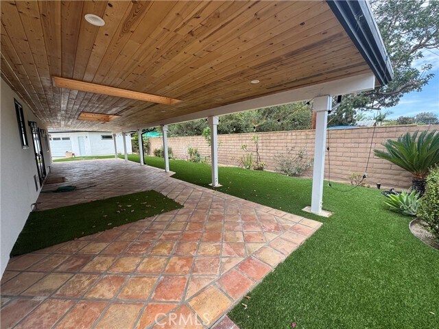 Building Photo - 380 Mira Loma Pl