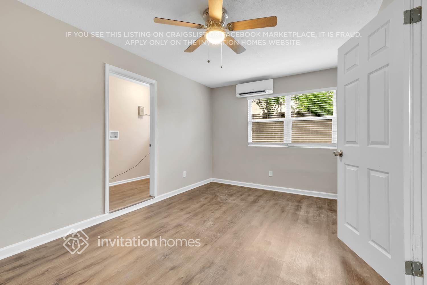 Building Photo - 8061 Delaroche Dr