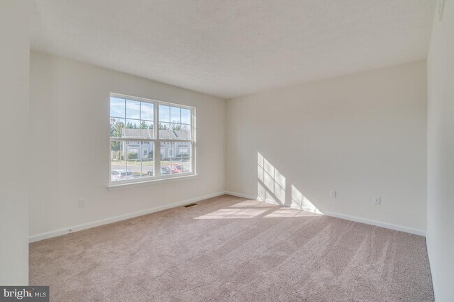 Building Photo - 2926 Sorrell Ct