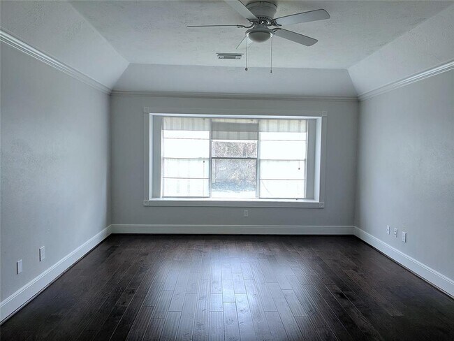 Building Photo - 2915 High Canyon Ct
