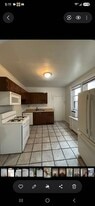 Building Photo - 5122 N Fairhill St