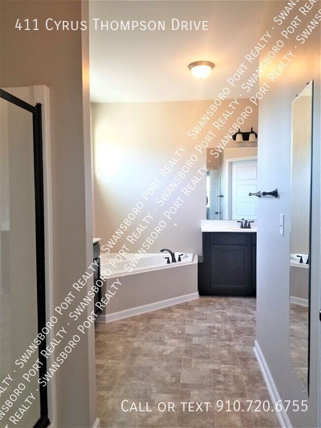 Building Photo - 411 Cyrus Thompson Dr