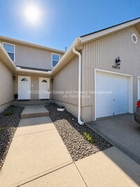 Building Photo - 10633 N Locust Ct