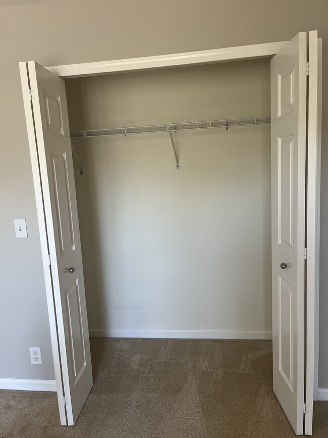 Building Photo - Charming 2 Bed, 2.5 Bath Townhouse in Nashville - Perfect Rental Opportunity!