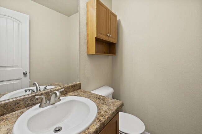 Building Photo - Spacious 4-Bedroom Home with Loft, Solar & Fenced Backyard