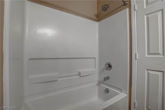 Building Photo - 3096 Bicentennial Pkwy