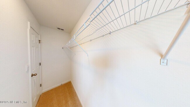 Building Photo - 8367 Zenith Cir