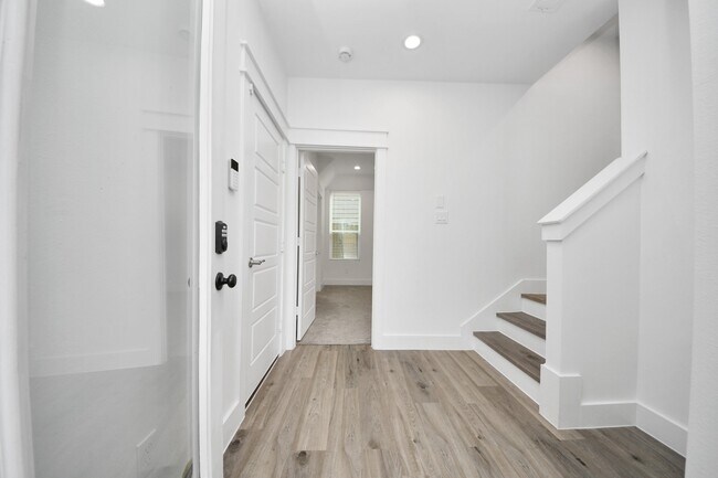 Building Photo - 4608 Coke St