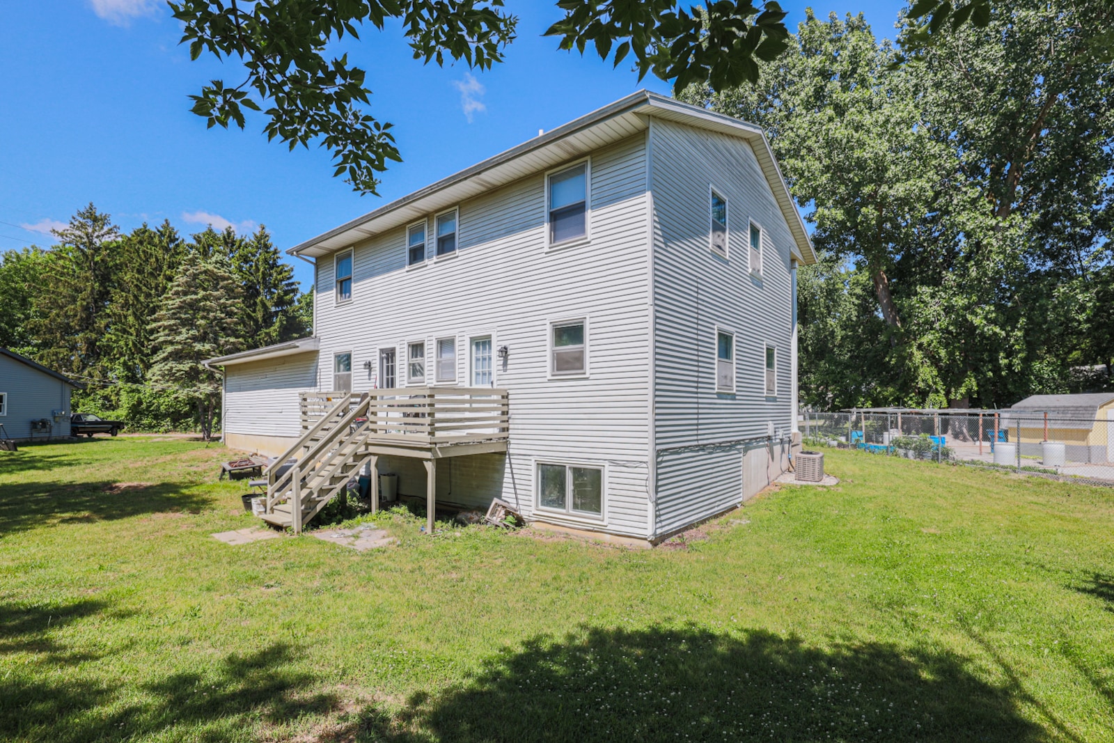 Building Photo - 156 Sluyter St SE