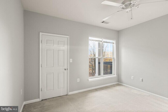 Building Photo - 13363 Connor Dr