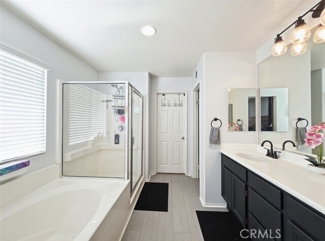 Building Photo - 697 Calumet Ave