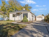 Building Photo - 1150 Simondi Ave