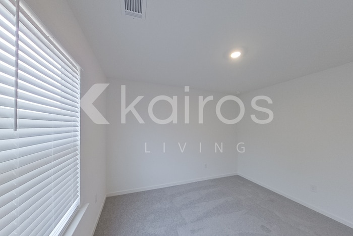 Building Photo - 212 Birch Ave