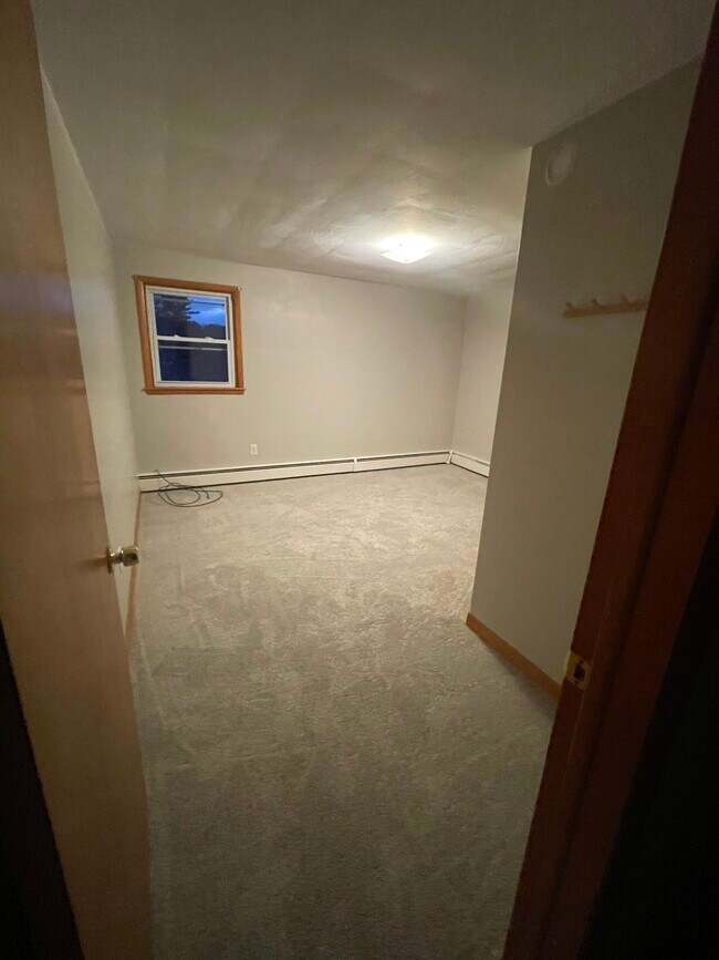 Building Photo - 1009 Beechwood Ln