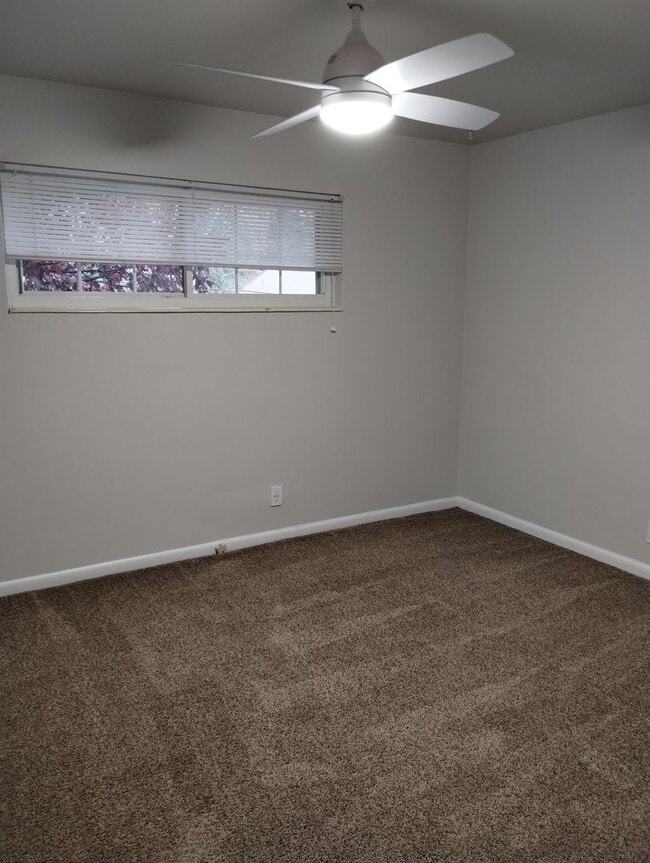 Building Photo - Coming Soon!! Stunning Bonneville Hills 3b...