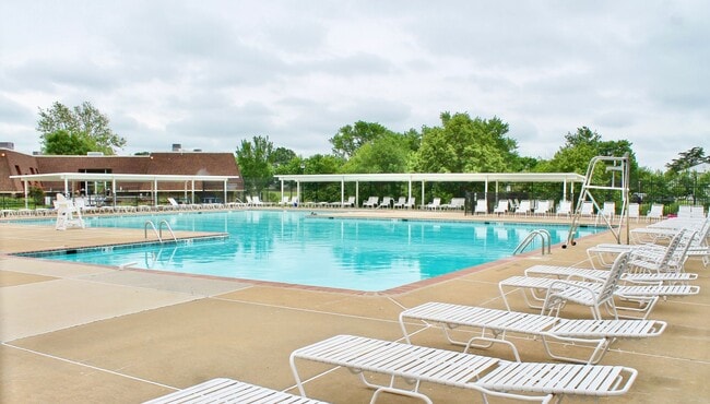 Building Photo - Updated & Ready 05-21-26! Pet Friendly Home w/Community Pool, Clubhouse, Tennis Courts & More!