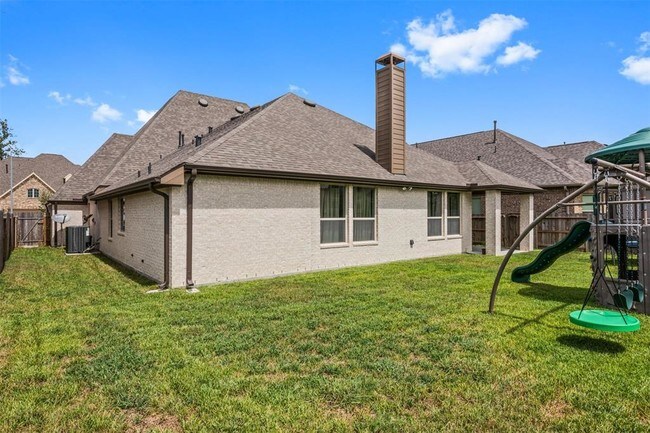 Building Photo - 27826 Hinkley Dr