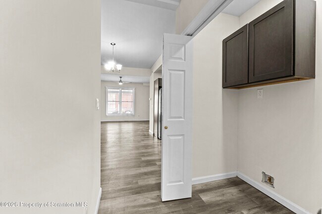 Building Photo - 302 Delaware Ave