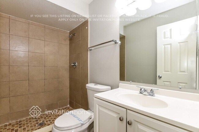 Building Photo - 2252 Matthew Cir